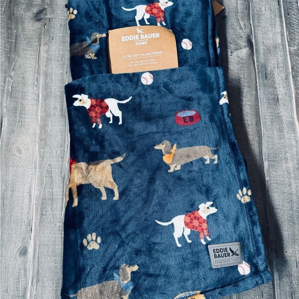 Eddie Bauer Dog Print Ultra Soft Plush Throw Blanket